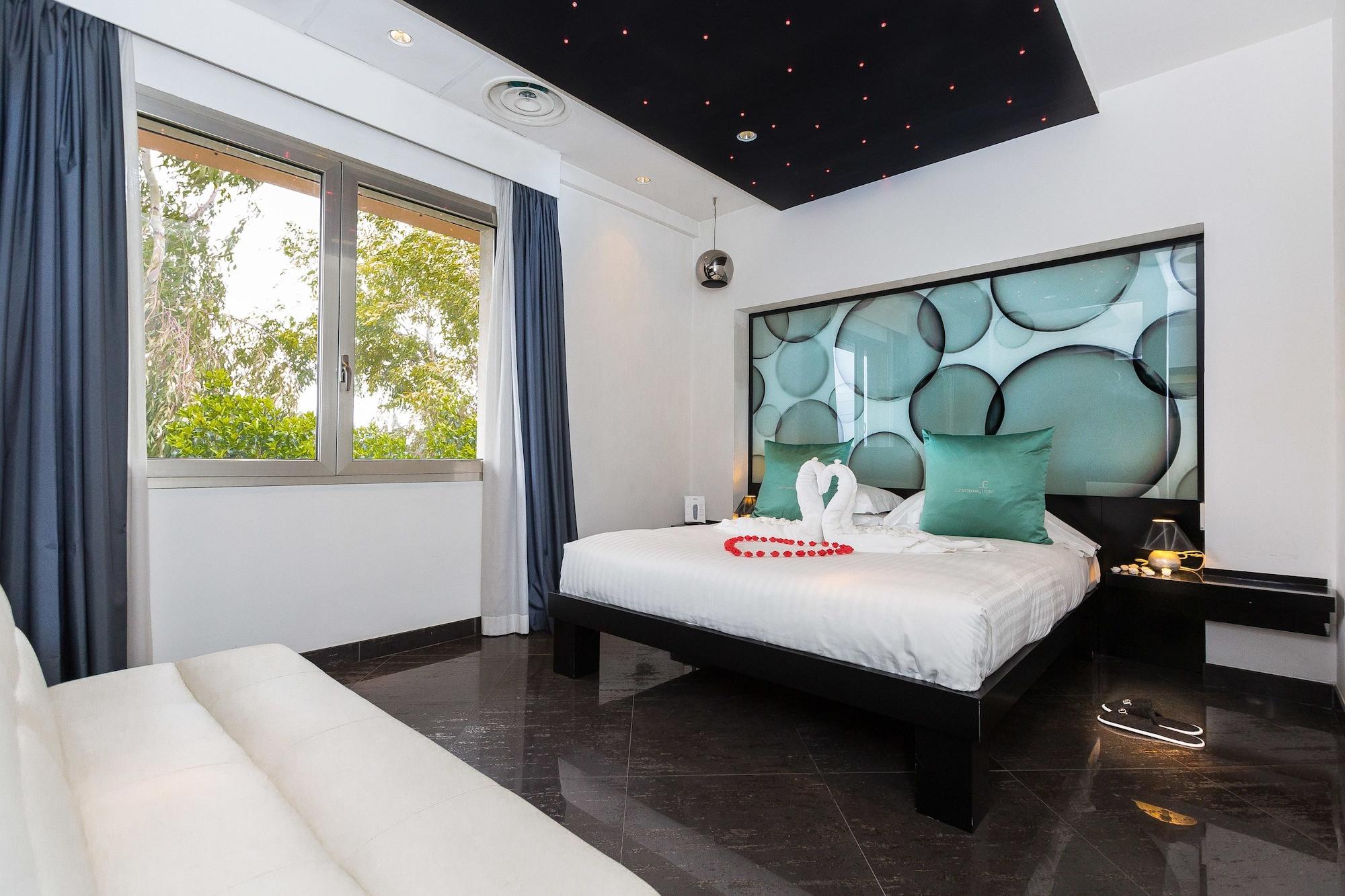Jc Contemporary Hotel 4*