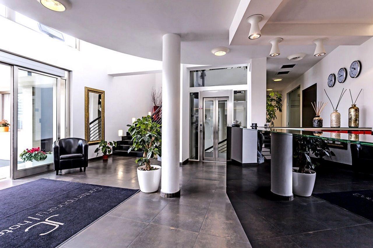 Hotel Jc Contemporary 4*